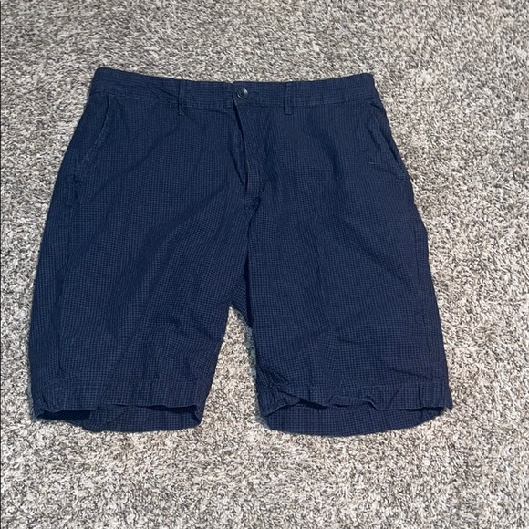 Blue shorts gap - Picture 1 of 1
